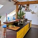 Guestrooms, Rooftop With Garden, Spacious Living Room, Character And Fireplace Гостевой дом *