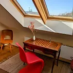 Guestrooms, Rooftop With Garden, Spacious Living Room, Character And Fireplace * Prag