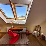 Gasthof Guestrooms, Rooftop With Garden, Spacious Living Room, Character And Fireplace Prag