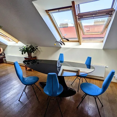 Guest house Guestrooms, Rooftop With Garden, Spacious Living Room, Character And Fireplace *